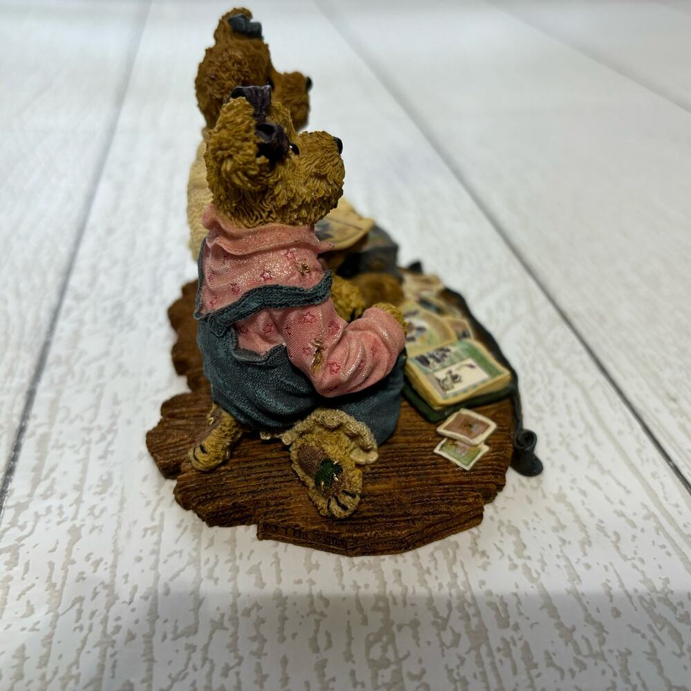 The Boyds Collection Vintage Jen and Michelle Scrapbook Friends Figurine